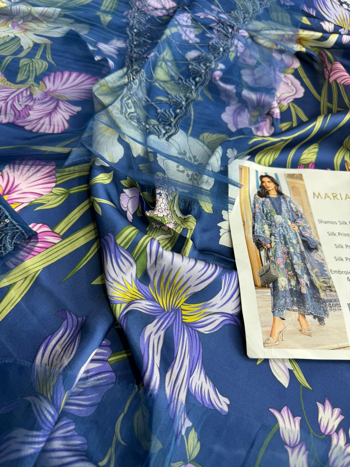 Mah-E-Noor Premium Winter Collection 3-Piece