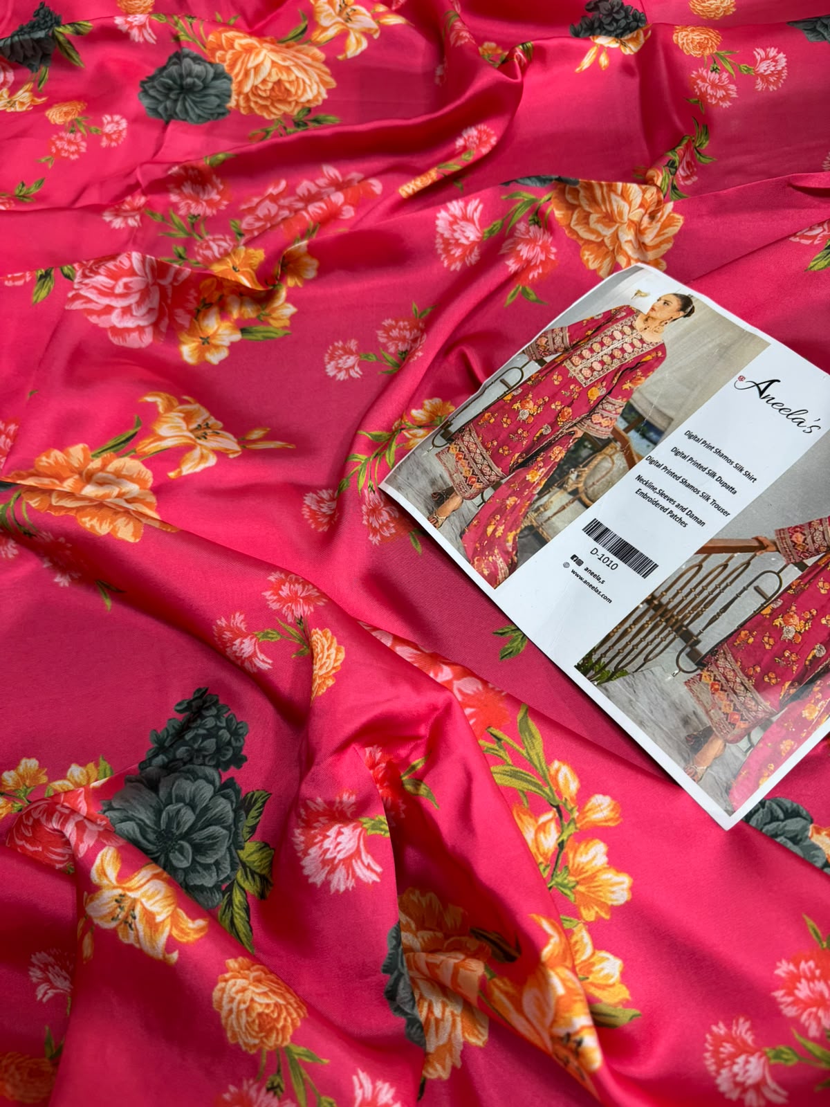 Mah-E-Noor winter 3pc premium slik
