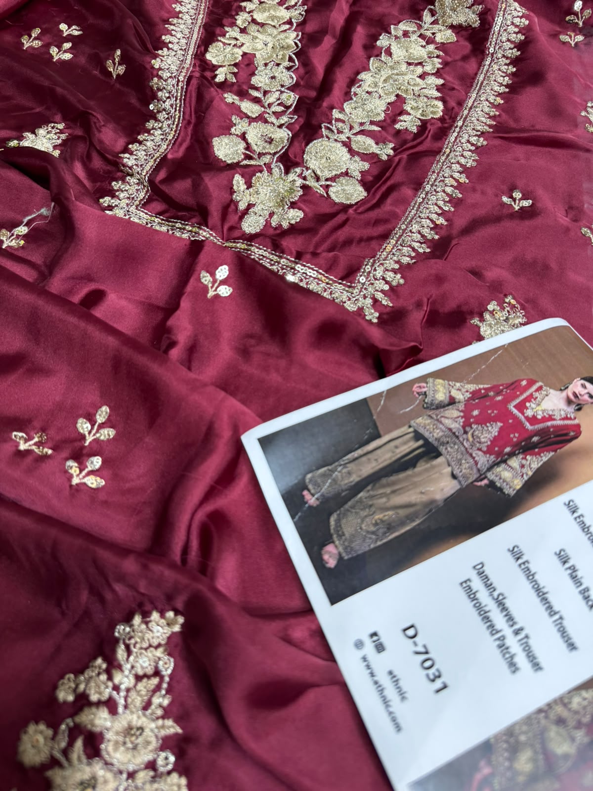 Mah-E-Noor winter 2pc kaftan slik